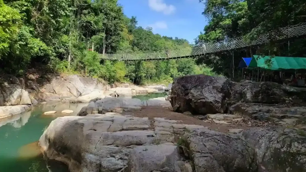 Cunca Wulang Waterfall